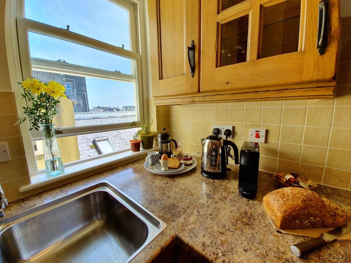 Stylish Flat In Central Tenby & Free Parking 外观 照片