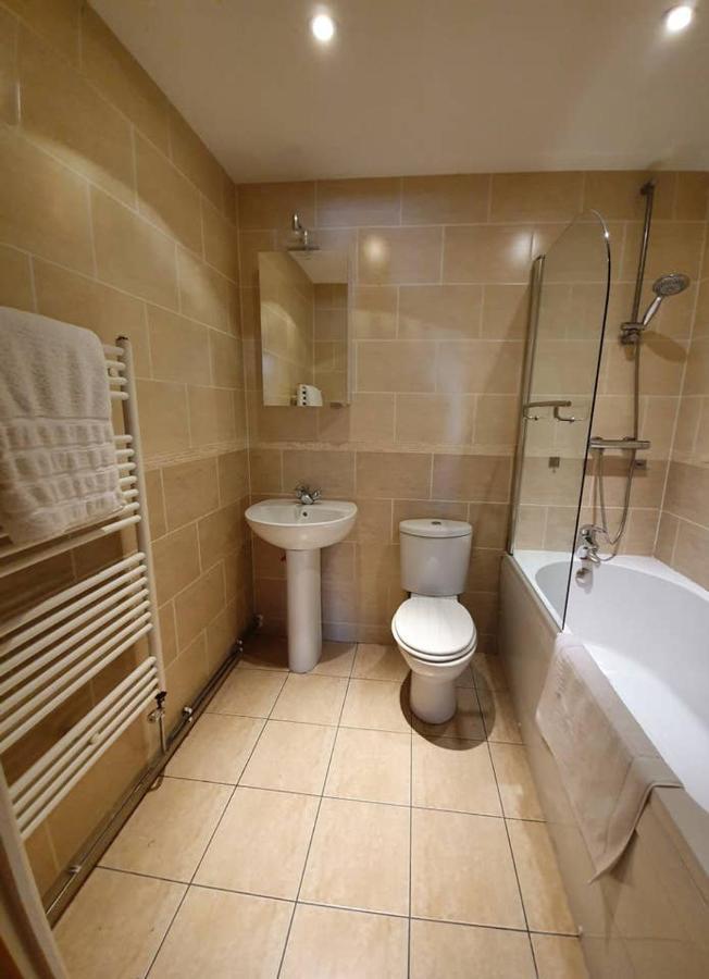 Stylish Flat In Central Tenby & Free Parking 外观 照片